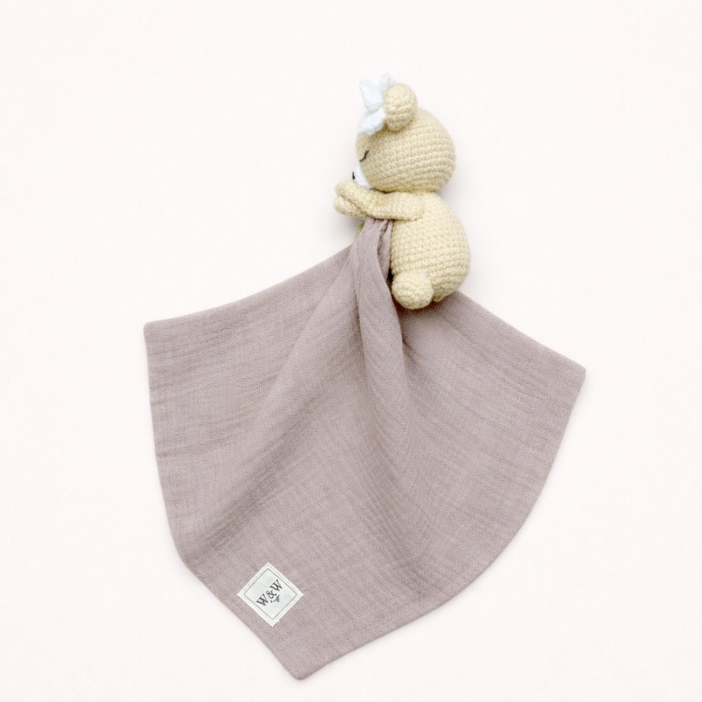 Tutdoekje gehaakt beertje creme beige